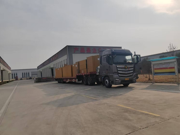 地埋污水處理設(shè)備發(fā)貨現(xiàn)場